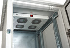 Szafa zewnętrzna Street Box 600x600x940 1 rząd szyn RACK 18U, dwupłaszczowa, aluminiowa RAL 7035 IP65