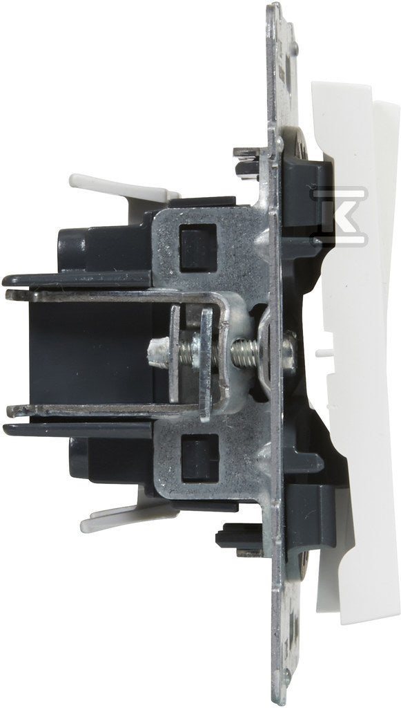 CVB843