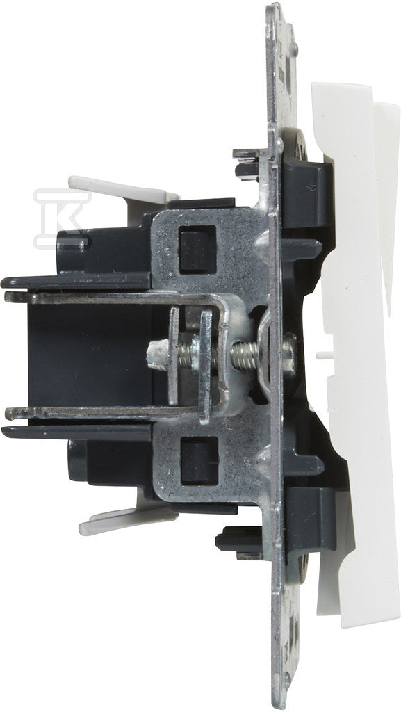 CVB831