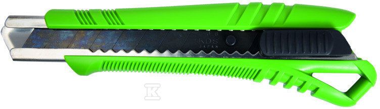 CZN437