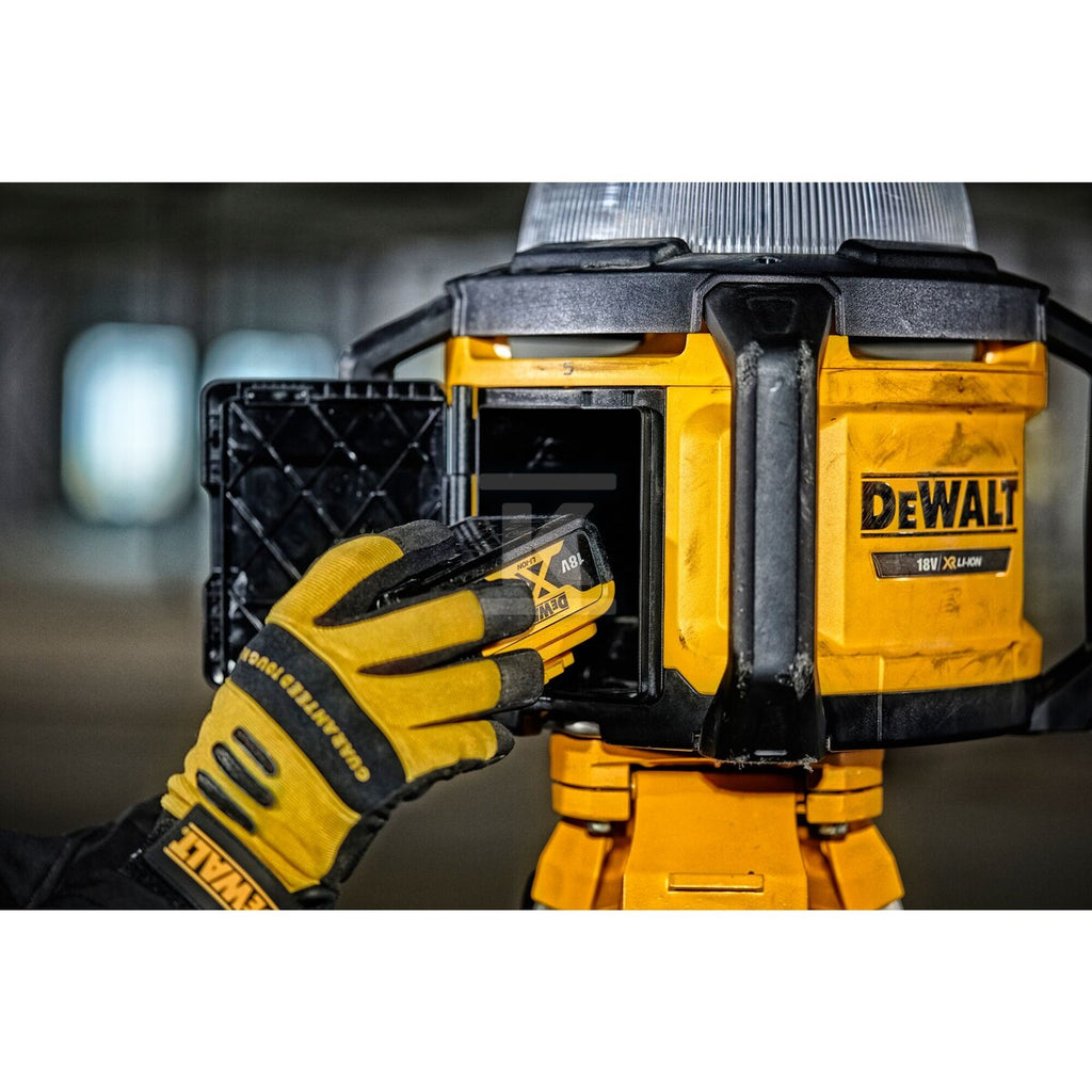 18V XR Lampa LED Tool Connect DCL074-XJ