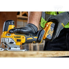 DeWalt 18V XR Wyrzynarka z uchwytem za korpus 2 X 5Ah