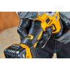 DeWalt 18V XR Wyrzynarka z uchwytem za korpus 2 X 5Ah
