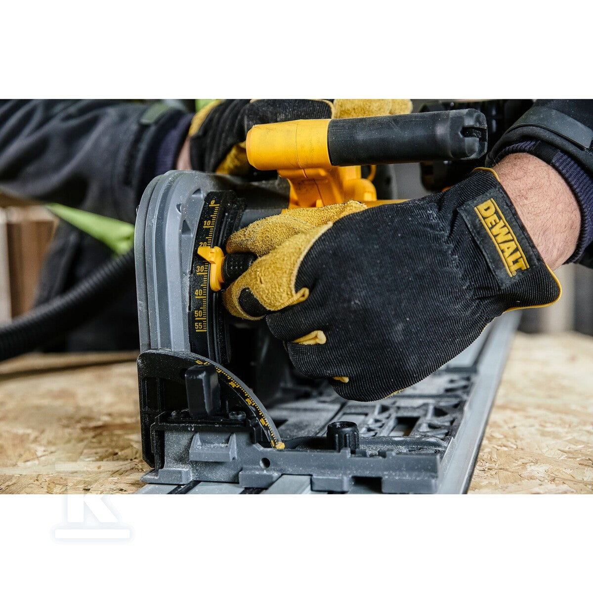 DeWalt 54V XR FLEXVOLT Zagłębiarka 165mm