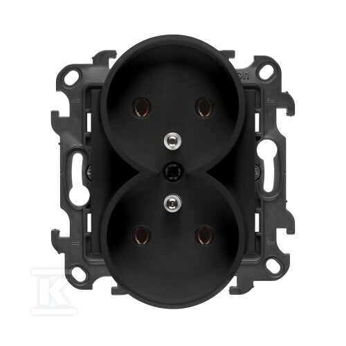 DRQ689