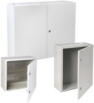 Gniazdo tablicowe jednofazowe NAUTILUS 10/16A 2 P+Z 230V z bolcem + pokrywa na zawiasach, kołnierz 75x75 IP67/68