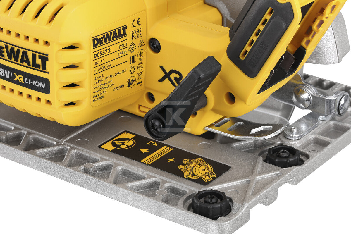 DeWalt 18V XR Pilarka tarczowa 184mm kompatybilna z szynami