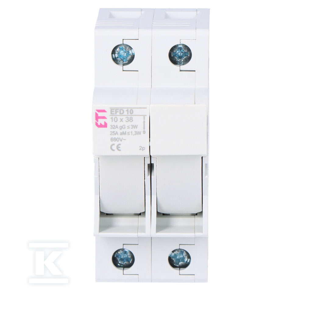 CCR879