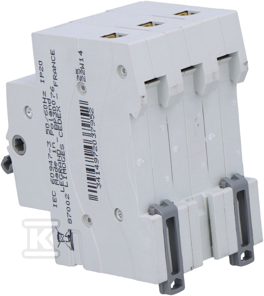 CNM716