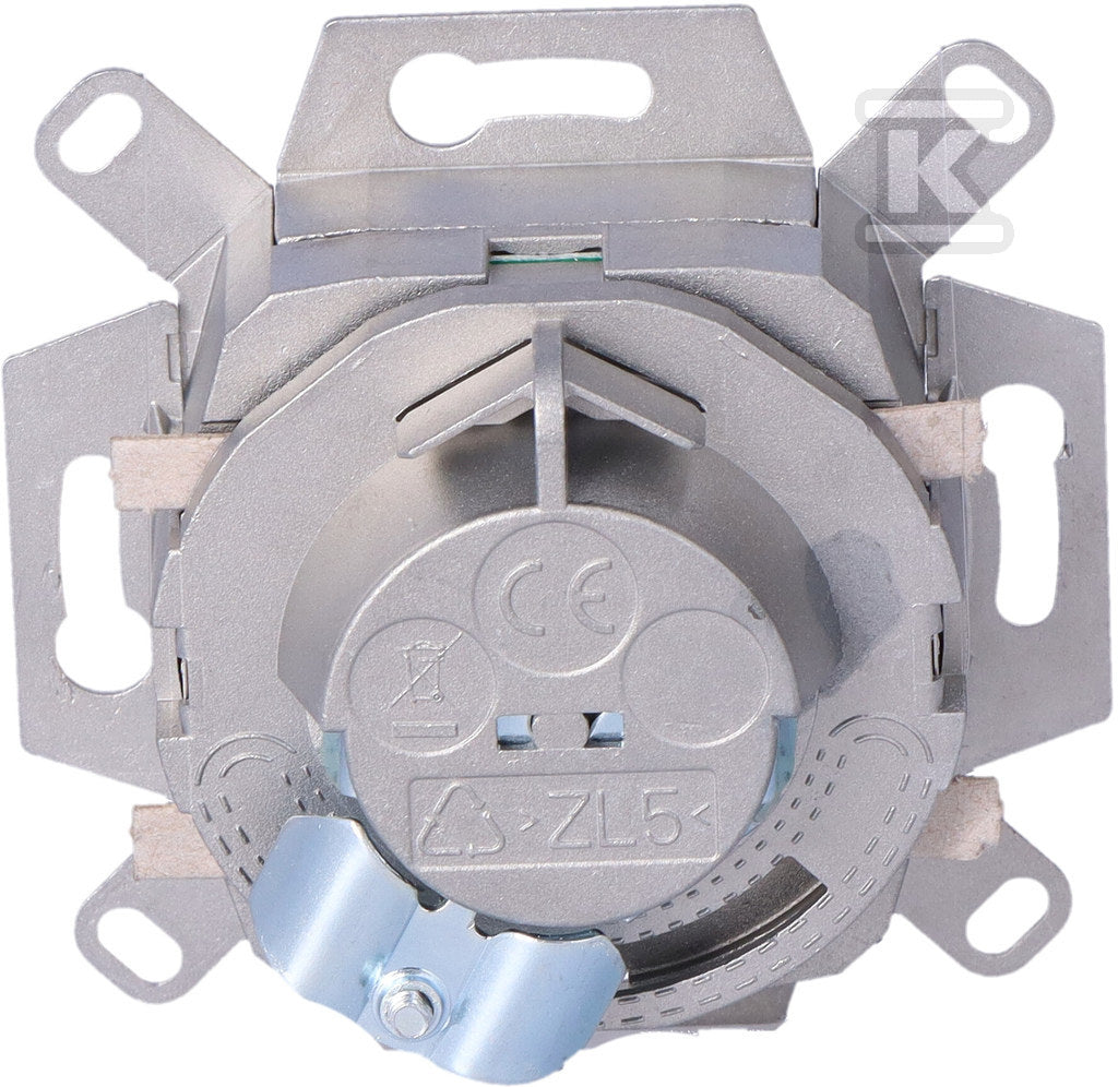HDE213