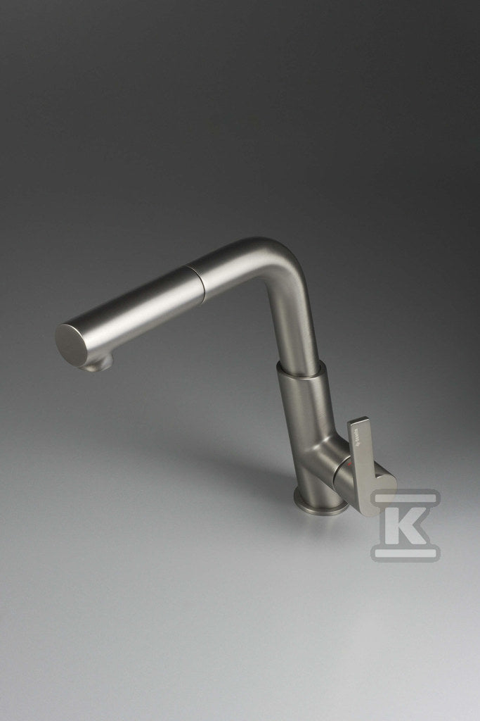 Bateria kuchenna z wyciąganą wylewką Silia, titanium