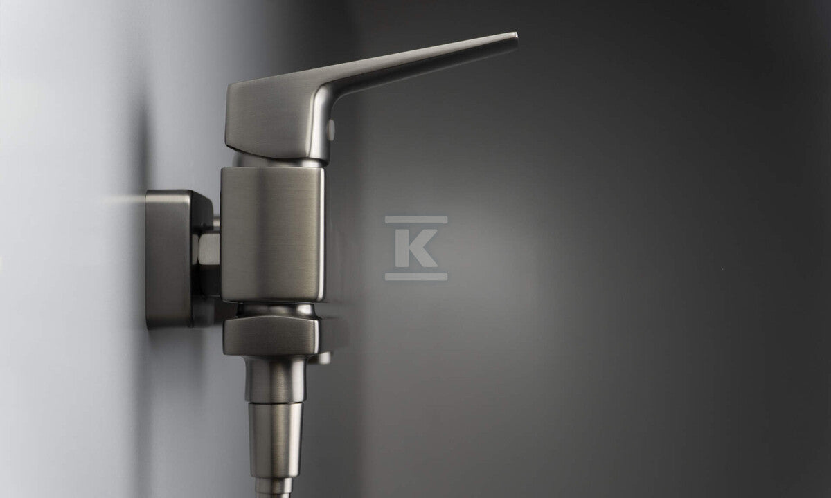 DKB820