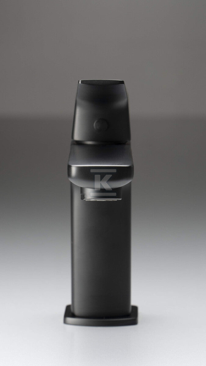 DKB683