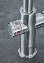 System gotujący wodę Grohe Red Duo kuchenny, stal nierdzewna, bateria i bojler 4 l, dostęp do wody zwykłej i wrzątku, głowica Ceramiczna 28 mm, blokada bezpieczeństwa, kąt obrotu wylewki typu L 150° filtr w zestawie