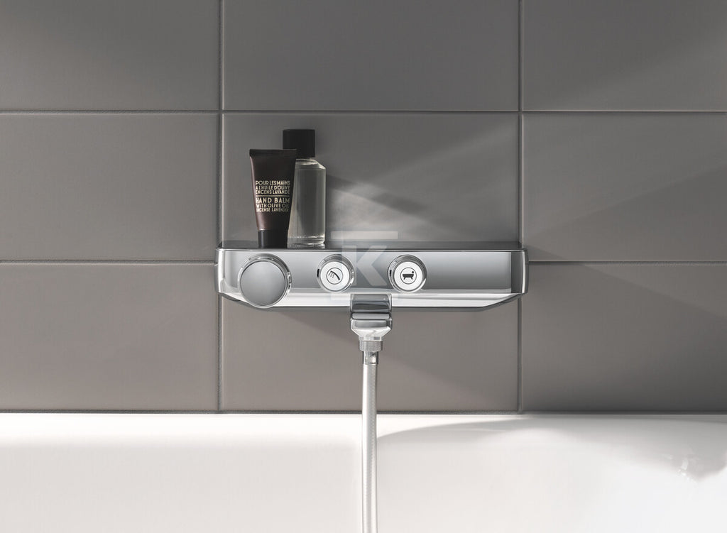 Bateria wannowa Grohe Grohtherm SmartControl z termostatem, chrom, montaż ścienny natynkowy, blokada bezpieczeństwa, przełącznik SmartControl, nienagrzewający się korpus, radełkowane uchwyty, półka EasyReach