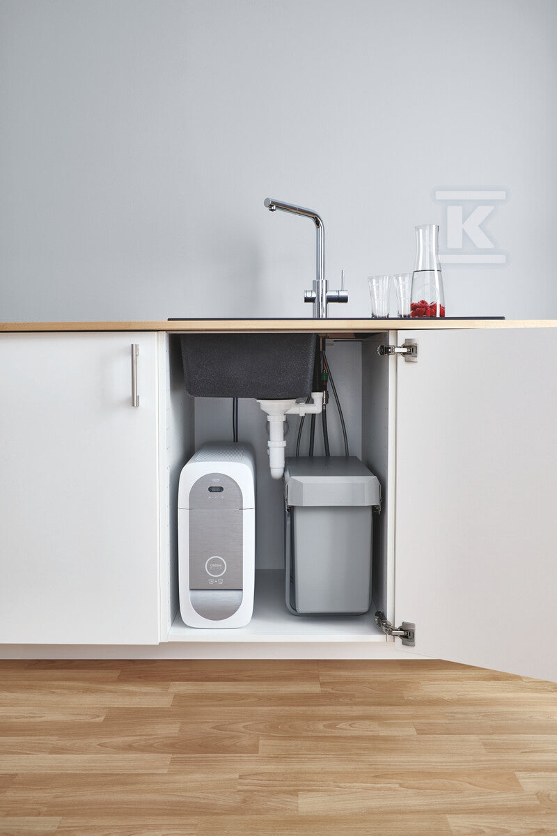 Zestaw startowy Grohe Blue Home z wylewką w kształcie L, chrom, bateria, filtr 600 l, chłodziarka i butla CO2, dostęp do wody zwykłej i filtrowanej / gazowanej, kąt obrotu wylewki 360° moduł Buetooth, głowica Ceramiczna 28 mm, wyciągana wylewka