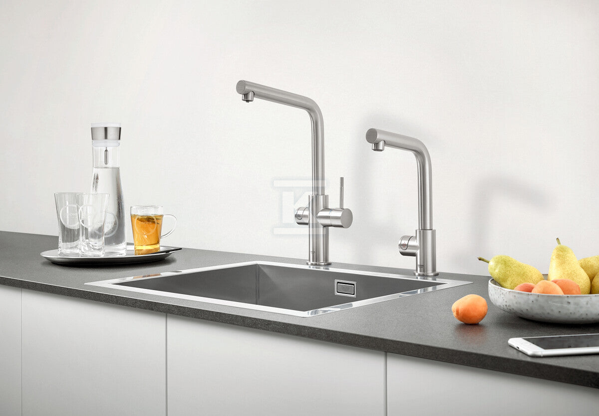 Zestaw Grohe Blue Professional z wylewką w kształcie L, stal nierdzewna, bateria i chłodziarka, dostęp do wody zwykłej i filtrowanej / gazowanej, kąt obrotu wylewki 150° moduł Buetooth, głowica Ceramiczna 28 mm, większa wydajność - do 12 l schłodzonej