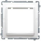 Adapter (przejściówka) na osprzęt standardu 45 × 45 mm. Montaż do puszki na łapki i wkręty, satynowy, BASIC MODUŁ