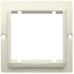 Adapter (przejściówka) na osprzęt standardu 45 × 45 mm. Montaż do puszki na wkręty, srebrny mat, BASIC MODUŁ