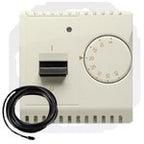 Regulator temperatury z czujnikiem zewnętrznym, 16A, 230V~. Montaż gniazda na wkręty do puszki, srebrny mat, BASIC MODUŁ